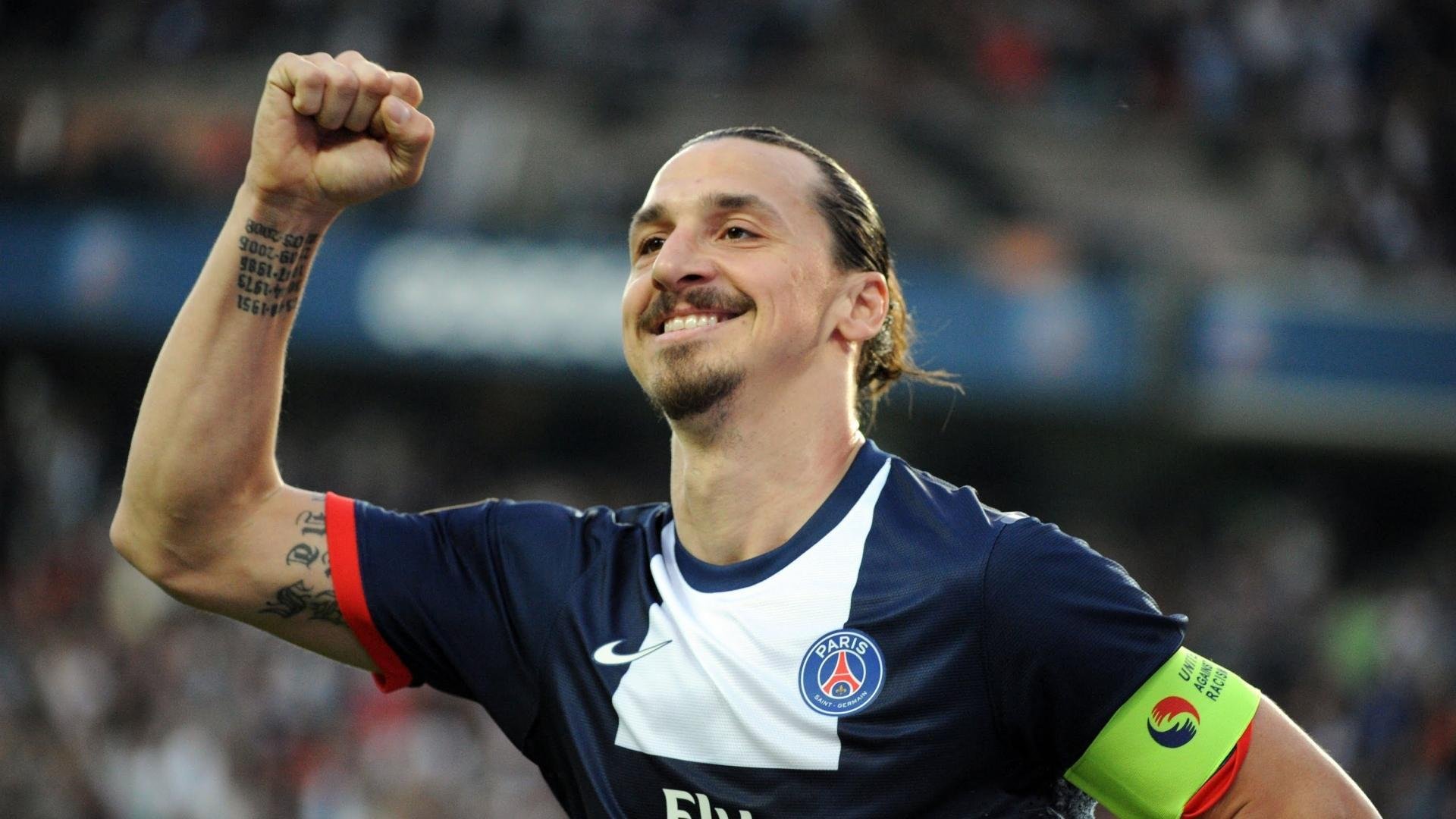 曼联两大争议判罚引讨论绝平背后仍有隐患,曼联绝杀出线