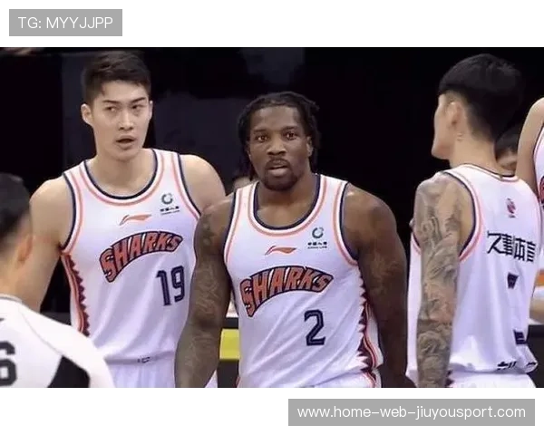 豪门换帅+补强双线推进：新赛季谁能最快成型？